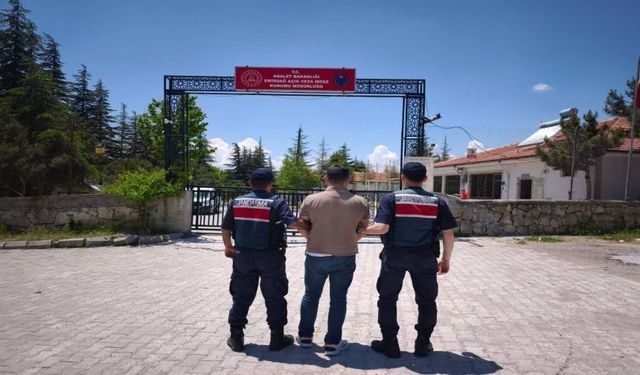 Jandarma Aranan 46 Şahsı Yakaladı