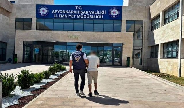 Polis Dolandırıcılık Suçundan Hükümlü Şahsı Yakaladı