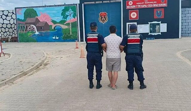 Jandarma Aranan 46 Şahsı Yakaladı