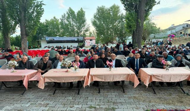 Başkan Öztaş, Sarı Dede Sultanı Anma Programına Katıldı