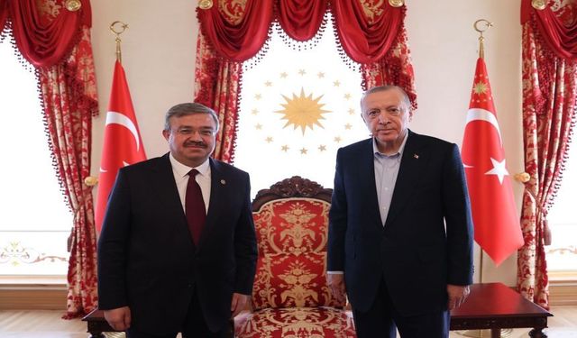 “25 yıllık AK Parti yürüyüşü, Türkiye’nin yükseliş hikâyesidir”