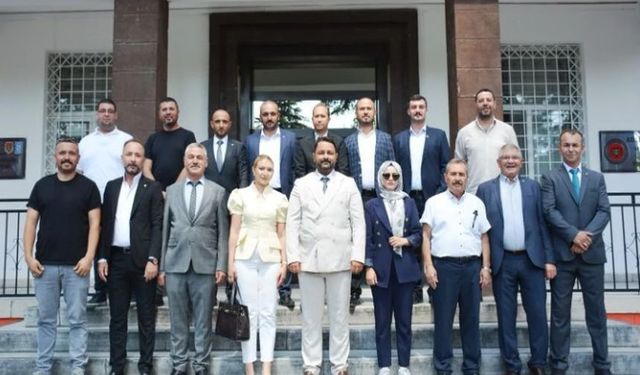MHP Merkez İlçe Başkanı İlker Celep Mazbatasını Aldı