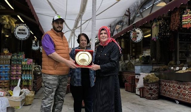 Sultan Dîvânî Mevlevîlik Günleri’ne Aşure Desteği Veren Çakır Ailesi’ne Teşekkür