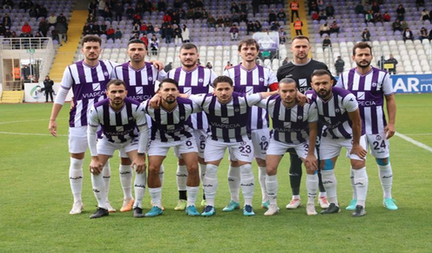 AFYONSPOR’DA FUTBOLCULARIN ALACAKLARI ÖDENMİYOR MU?