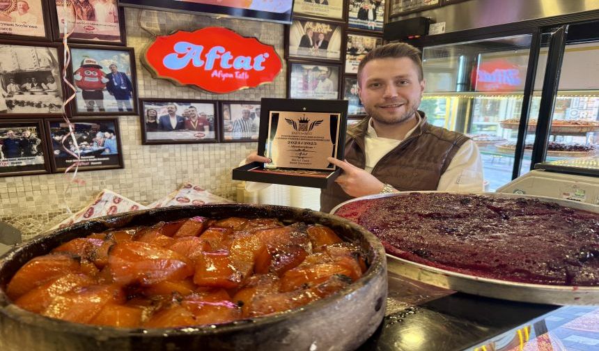 AFYONKARAHİSAR'DA "EN İYİ TATLI"NIN ADRESİ YİNE AFTAT OLDU