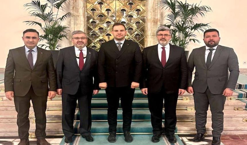 AK PARTİ DİNAR İLÇE BAŞKANLIĞINA HÜSEYİN DEMİR ATANDI