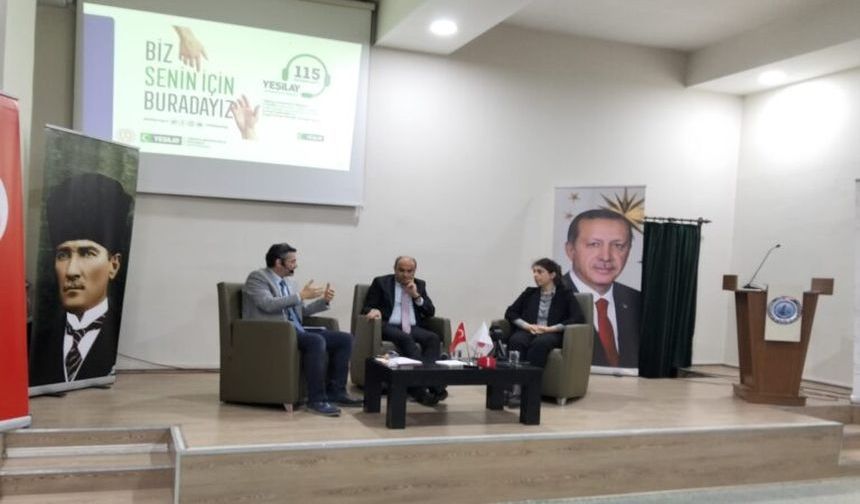 DİJİTAL BAĞIMLILIK VE ETKİLERİ PANELİ GERÇEKLEŞTİRİLDİ