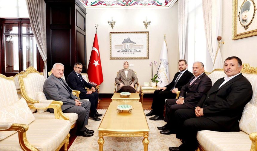 VALİ YİĞİTBAŞI, DİNAR AK PARTİ HEYETİNİ MAKAMINDA KABUL ETTİ