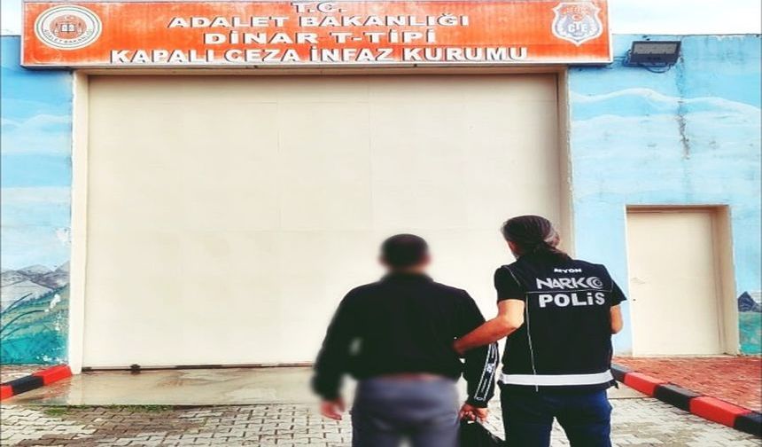 POLİS 15 YILA HÜKÜMLÜ ŞAHSI YAKALADI