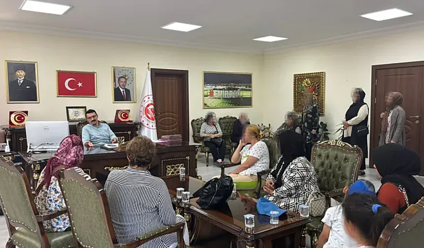EMİRDAĞ KAYMAKAMI YASİN AKGÜL'E VATANDAŞLARDAN BÜYÜK DESTEK