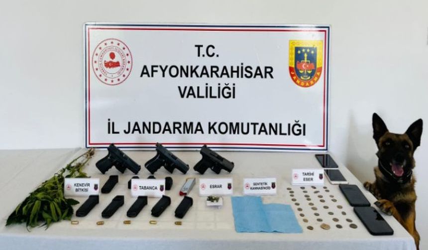 JANDARMA UYUŞTURUCU İMALATHANESİNİ BASTI