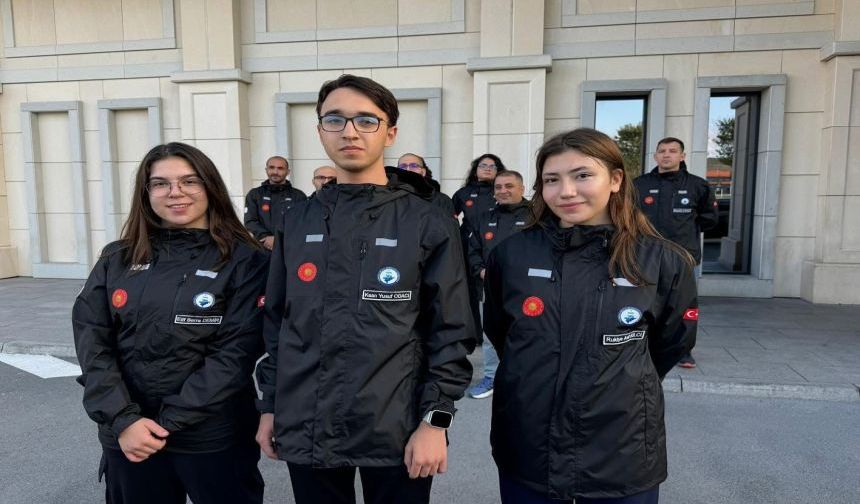 Dumlupınar BİLSEM öğrencimiz Aslı KİLCİ Kuzey Kutbuna düzenlenen Bilim Seferine katılıyor.