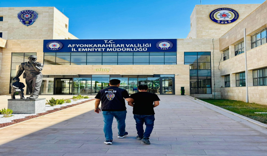 Polis, Müstehcen Yayın Suçlusu Hükümlüyü Yakaladı