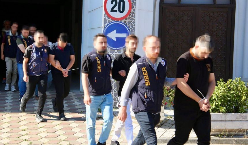 Polis, Bilişim Yoluyla Dolandırıcılık Yapan 8 Şahsı Yakaladı