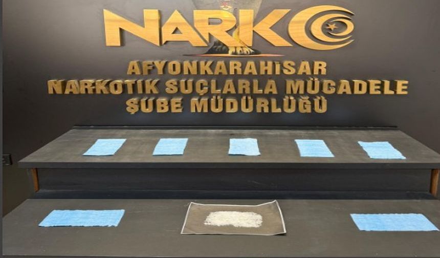 POLİS UYUŞTURUCU ELE GEÇİRDİ