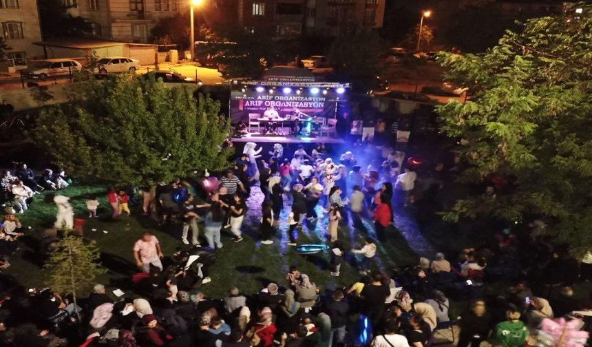 Fatih Mahallesi’nde Coşkulu Gece