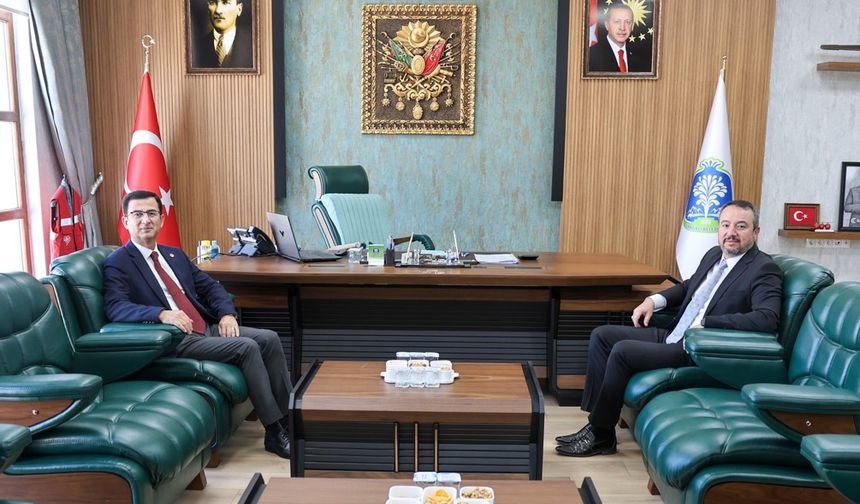 Başkan Öztaş’a Afyonkarahisar Çevre, Şehircilik İl Müdürü Karayol’dan Ziyaret