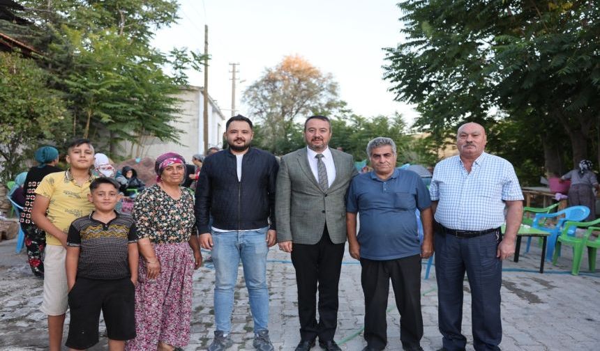 Belediye Başkanı Adnan Öztaş, Mevlid Programına Katıldı