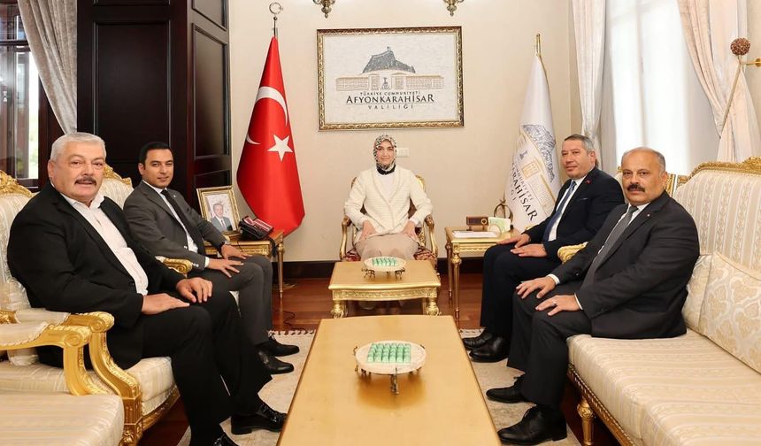 Dinar’dan Vali Yiğitbaşı’na Fuar Tanıtım Ziyareti