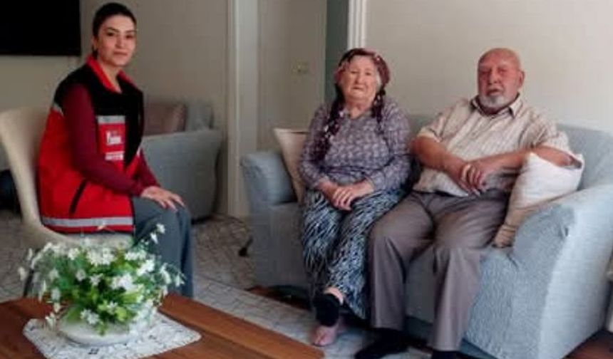 Dinar Sosyal Hizmetlerden Yaşlılara Ziyaret