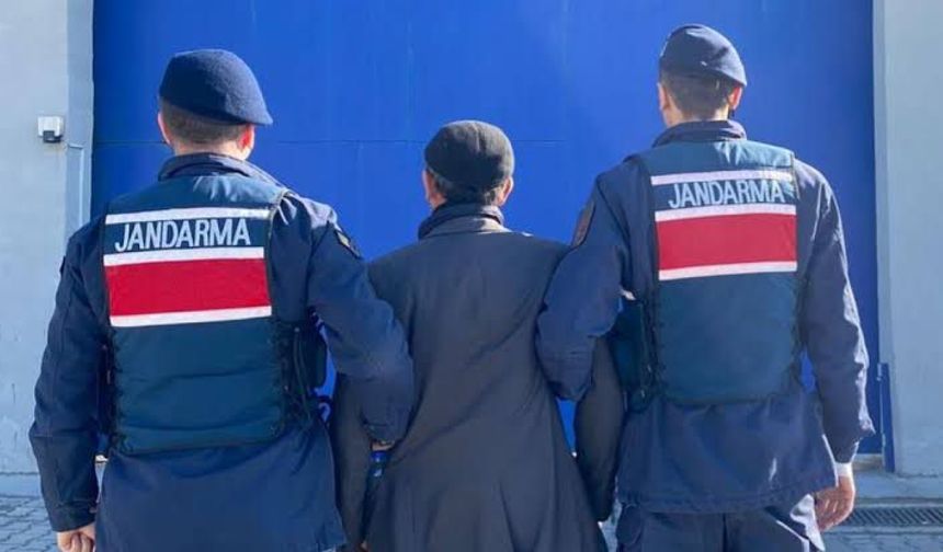 Jandarma Aranan 52 Şahsı Yakaladı