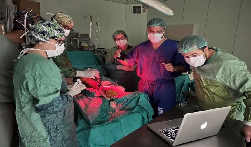 AFSÜ’de Sanal Gerçeklikle Başarılı Doku Nakli Ameliyatı Yapıldı