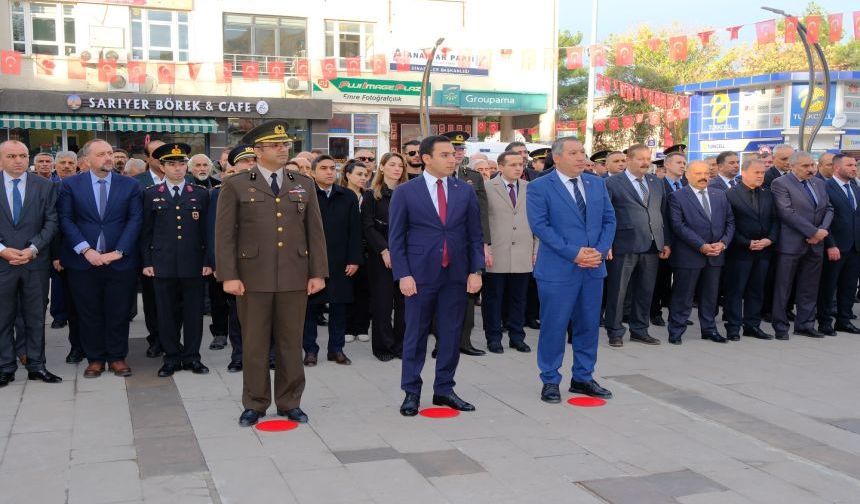 Dinar’da Ulu Önderimiz Gazi Mustafa Kemal Atatürk Minnetle Anıldı