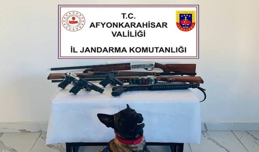 Jandarma Ruhsatsız Silah Ele Geçirdi