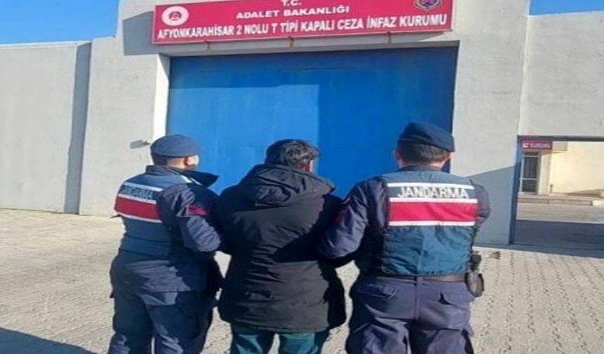 Jandarma Aranan 21 Şahsı Yakaladı