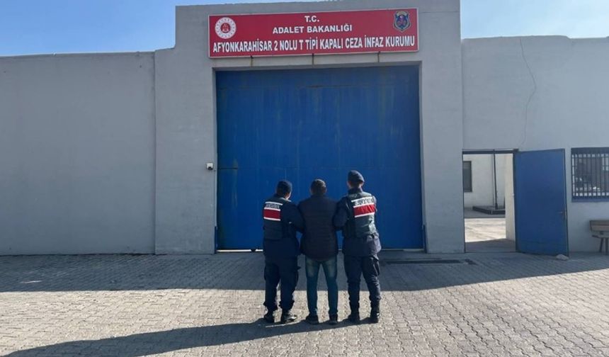 Jandarma 15 Yıla Hükümlü Şahsı Yakaladı