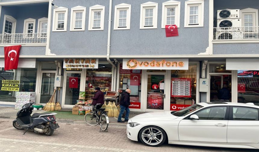Bolvadin’den Türk Bayrağına Yapılan Saldırıya Sert Tepki