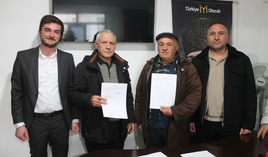 İhraç İstemiyle gündeme gelen Çay Belediye Meclis Üyeleri İyi Partiye Geçti