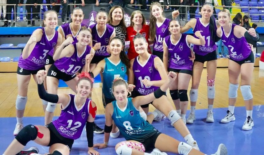 Yüntaş Voleybol-3     TED Ankara-0