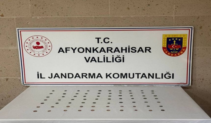Jandarma, 70 Adet Tarihi Sikke Ele Geçirdi