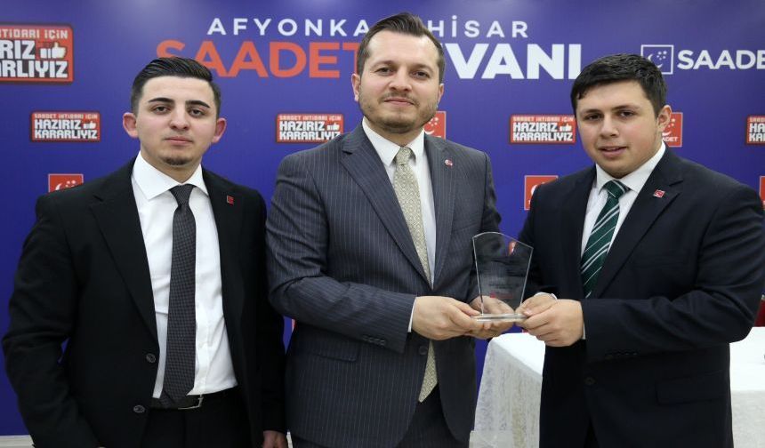 Genç Saadet Afyon’da Bayrak Değişimi