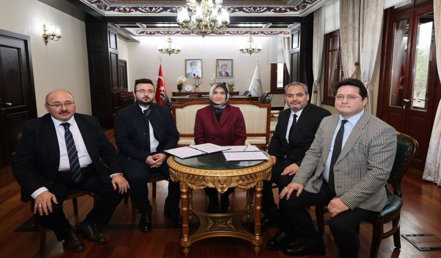 Bolvadin’e 4 Yıllık Uygulamalı Sağlık Bilimler Fakültesi: Protokol İmzalandı