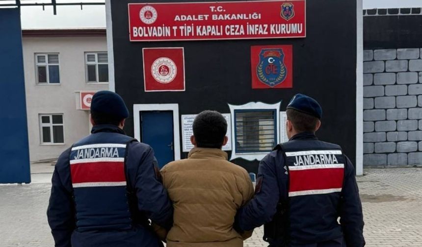 Jandarma Aranan 50 Şahsı Yakaladı