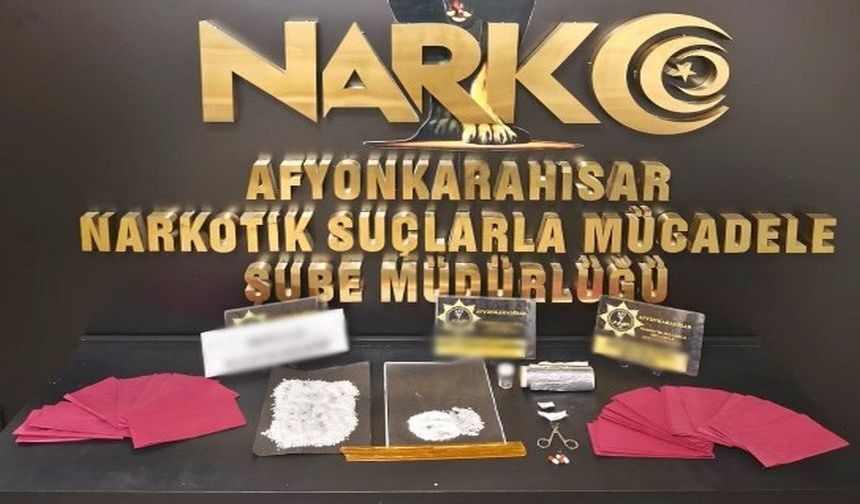 Polisten Sokak Satıcılarına Operasyon