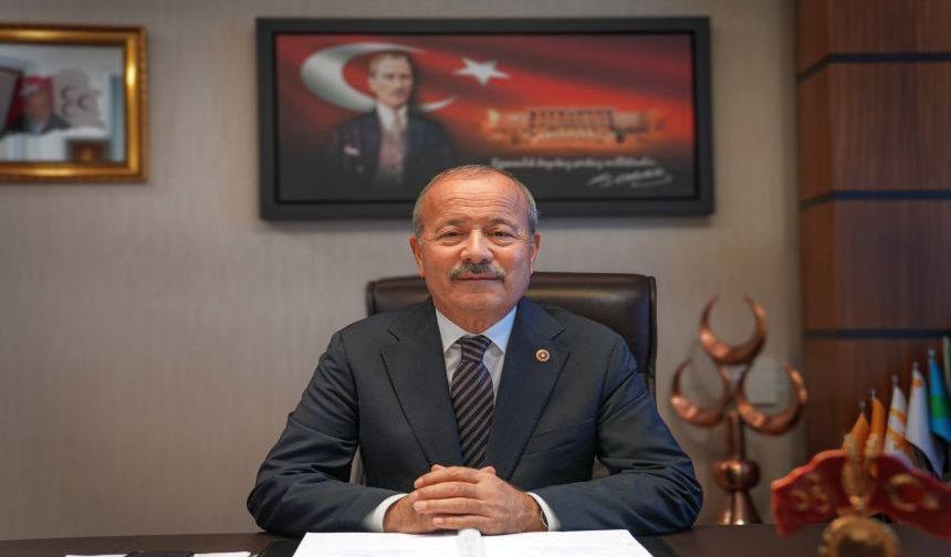 Afyonkarahisar’da Bayrağa Hassasiyet Duygulandırdı