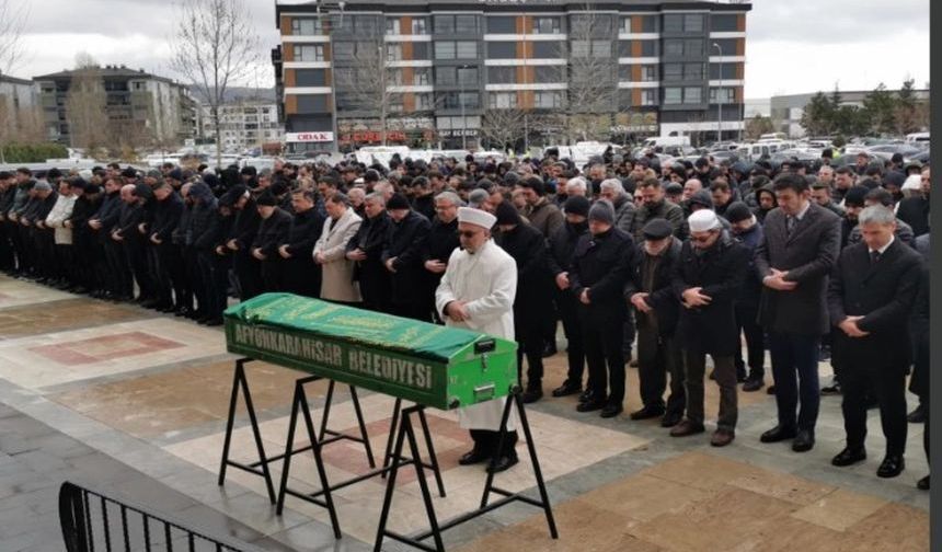 Hayırsever İş İnsanı Yakup Evren Son Yolculuğuna Uğurlandı