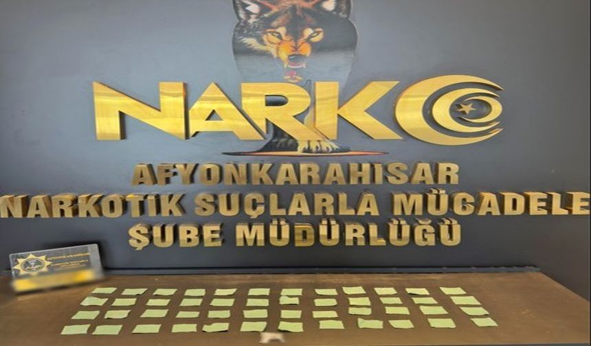 Polis Uyuşturucu Tacirini Yakaladı