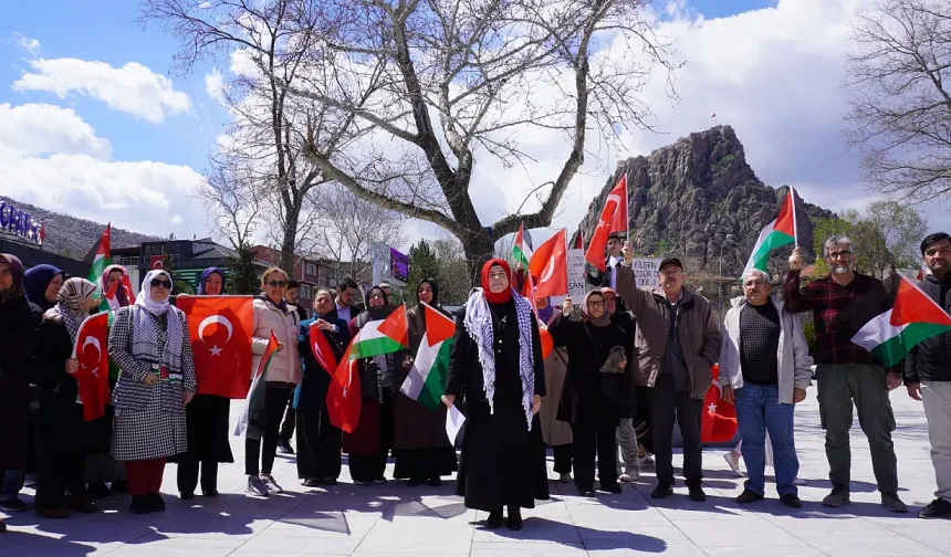 “Kalbimiz Filistin'le Atıyor”