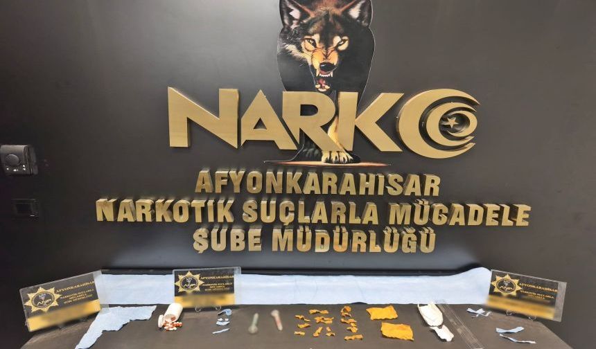 Polisten Uyuşturucu Satıcılarına Operasyon