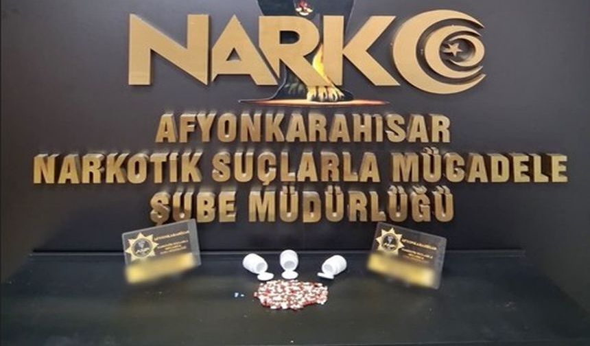 Sentetik Uyuşturucu İle Yakalanan 4 Kişi Yakalandı