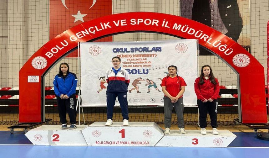 Afyonkarahisarlı Güreşçi Irmak Elekçi Türkiye İkincisi Oldu