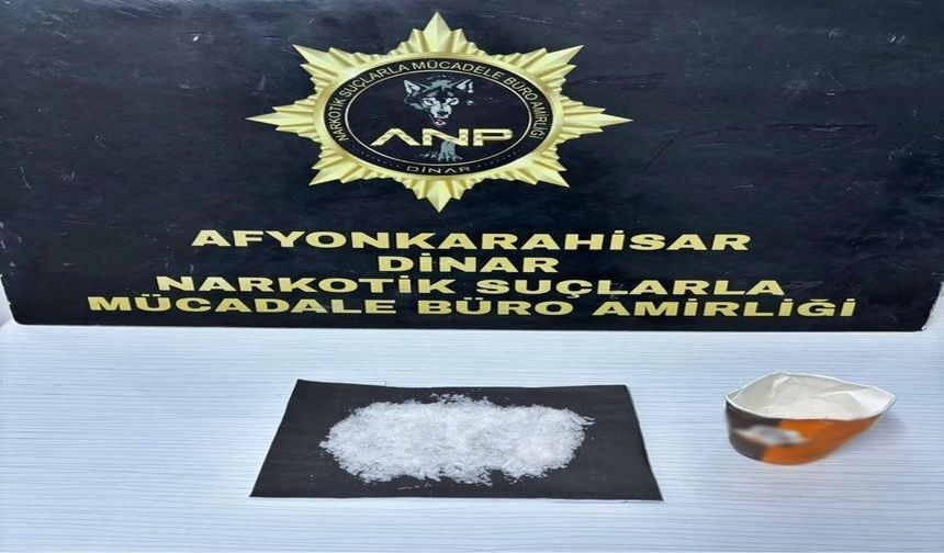 Polis Dinar’da Uyuşturucu Ele Geçirdi