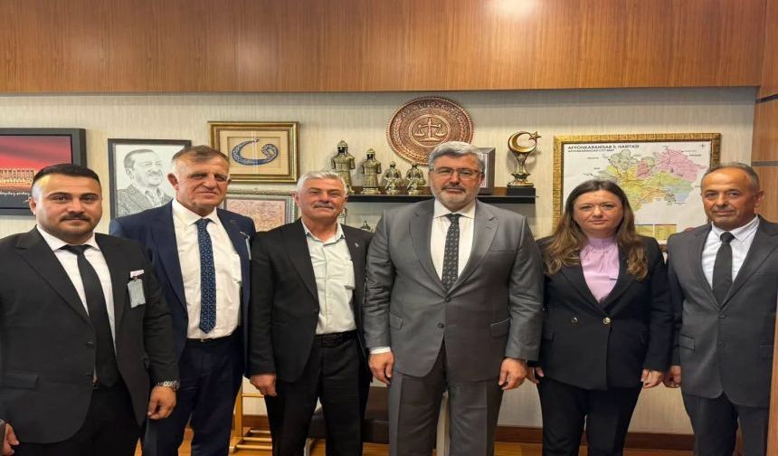 Evciler Belediye Başkanı Berrin Uğurlu AK Parti'ye mi Geçiyor?