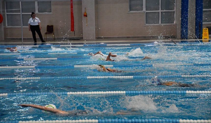 Afyonkarahisar’da Ulusal Gelişim Yüzme Müsabakaları Başlıyor