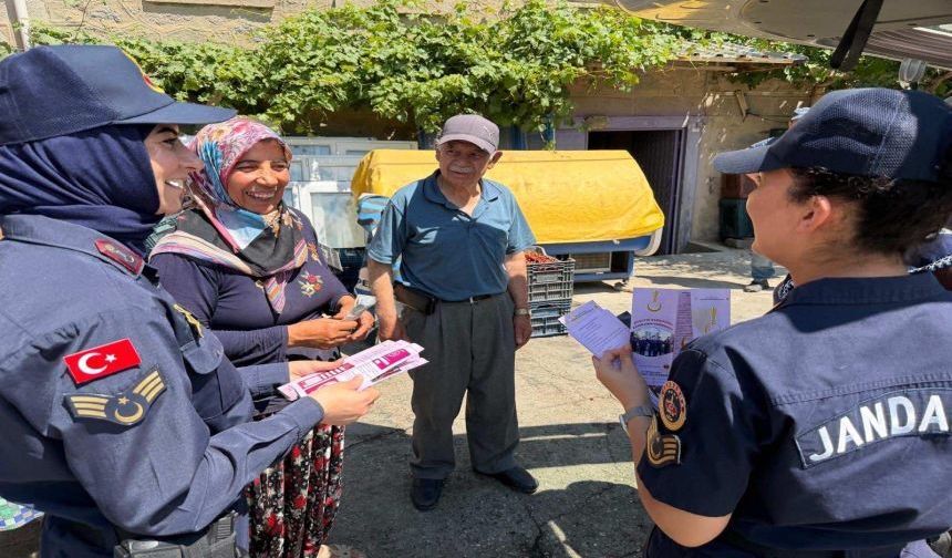 Jandarma Vatandaşı KADES Konusunda Bilgilendirdi