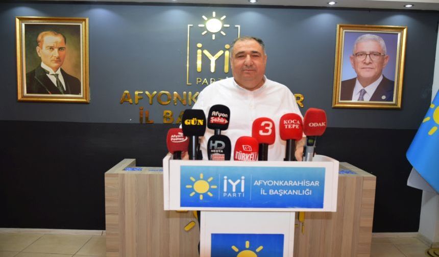 Mısırlıoğlu, "Dağ Fare Doğurdu, Milletin Aklıyla Alay Ediliyor"